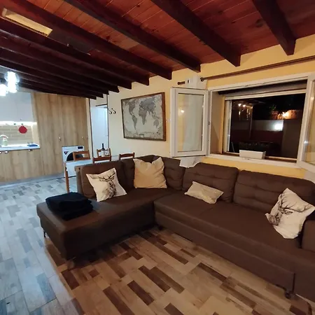 La Casita De Claudia Apartment Aguatona