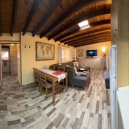 La Casita De Claudia Apartment