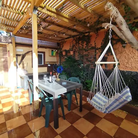 La Casita De Claudia * Aguatona